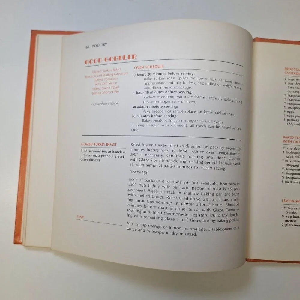 Betty Crockers Easy Oven Cook Book Meals Recipe 1973 Orange‎ Hardcover Dinner